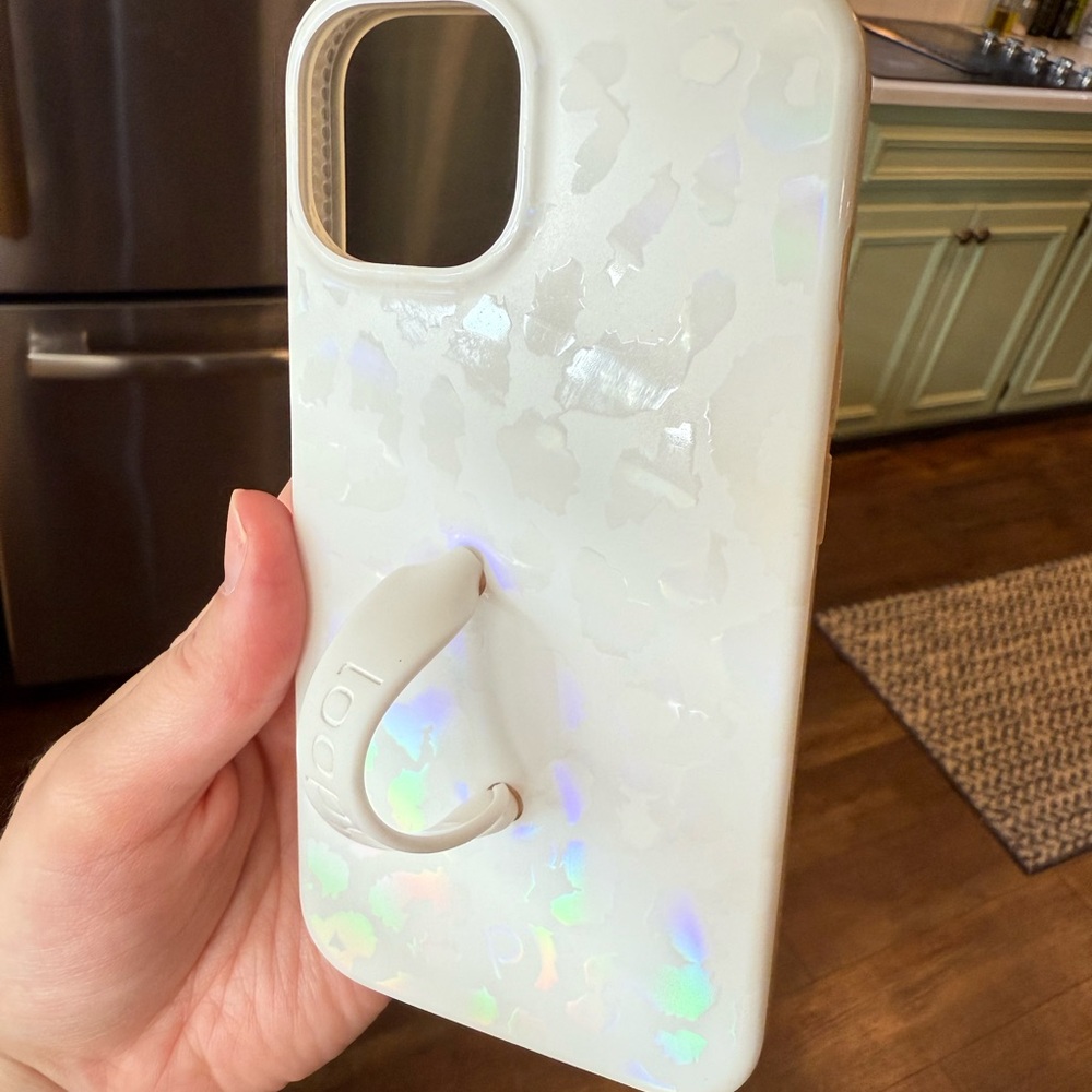 iPhone 13- White Leopard Print Iridescent Loopy Case